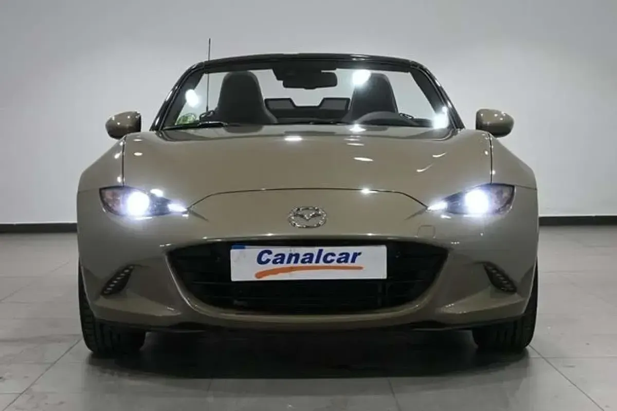 Usado Mazda MX5 Prime-Line 132 CV (97 kW) 2023 Verde Descapotable