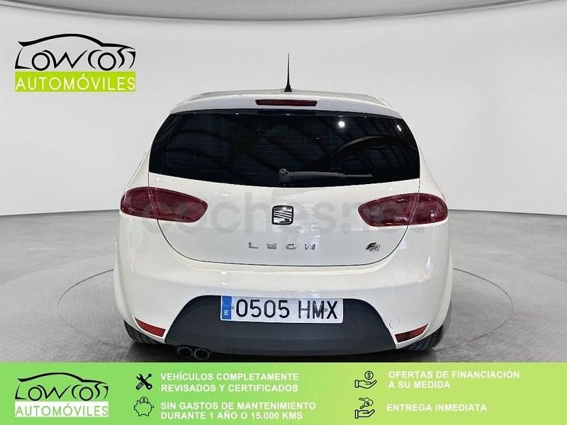 Käytetty Seat Leon FR 125 HP (91 kW) 2012 Valkoinen Sedan