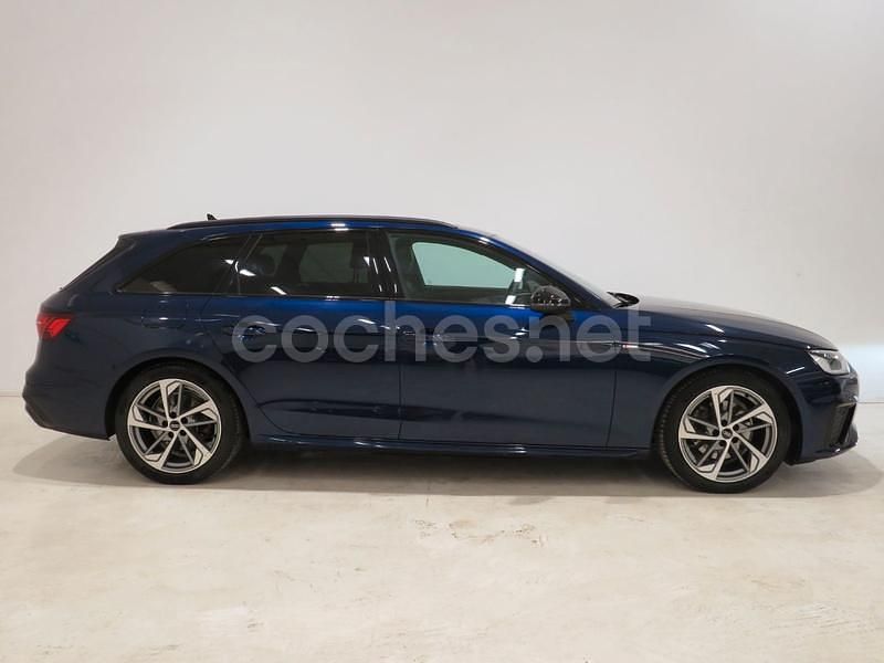 Usado Audi A4 163 HP (119 kW) 2024 Azul Carrinha