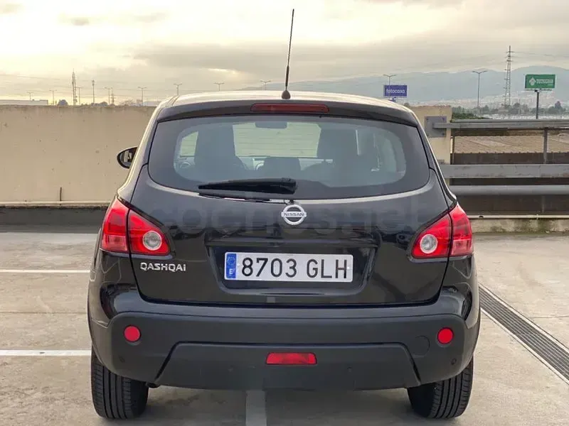 Usado Nissan Qashqai Tekna 140 CV (102 kW) 2009 Negro SUV