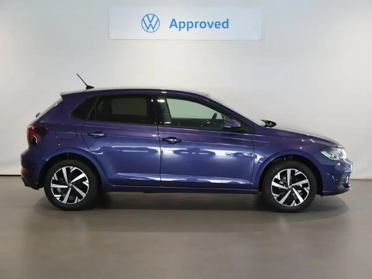 Nuevo VW Polo 95 CV (69 kW) 2026 Violeta/lila Utilitario