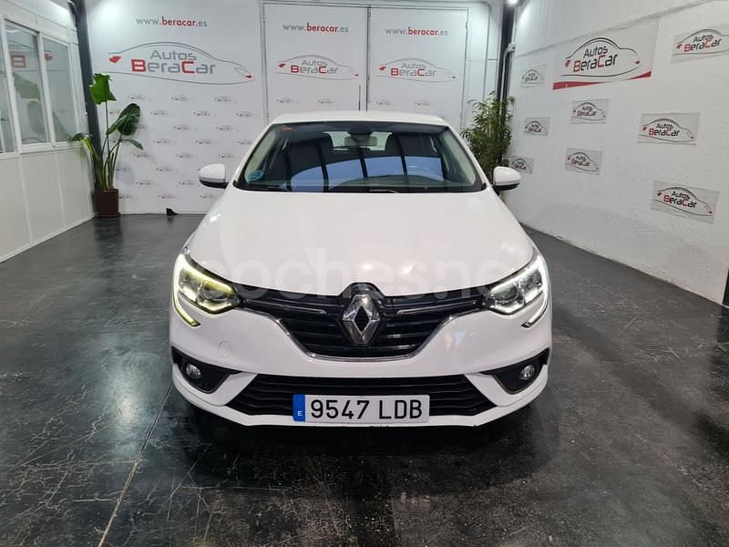 Usado Renault Mégane IV Business 115 CV (84 kW) 2019 Blanco Berlina