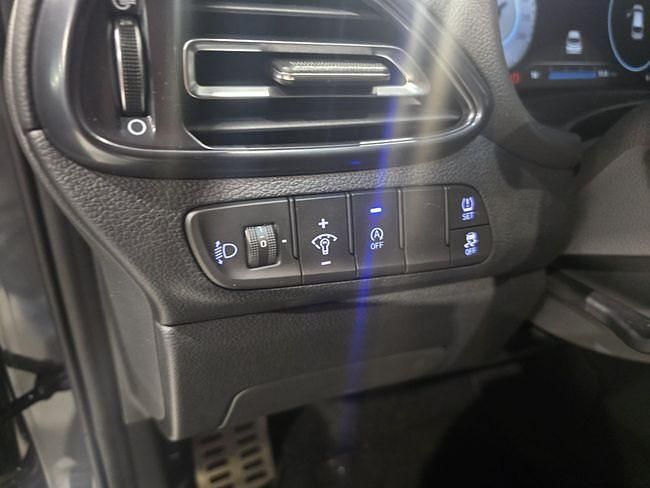 Usado Hyundai i30 N Line 100 CV (73 kW) 2024 Gris Familiar