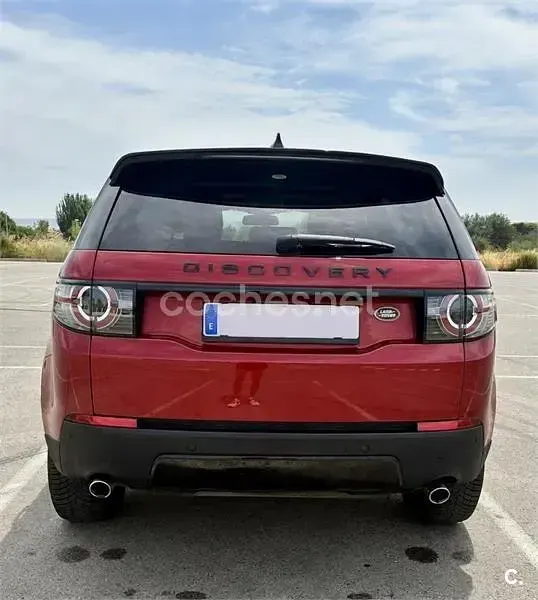 Usado Land Rover Discovery Sport HSE 180 CV (132 kW) 2017 Rojo SUV