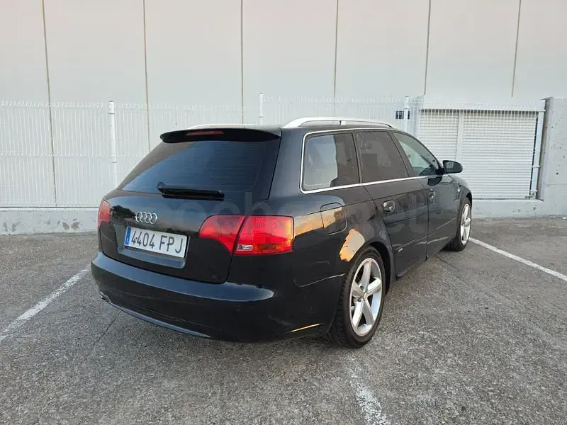 Usado Audi A4 S-Line 140 CV (102 kW) 2007 Negro Familiar