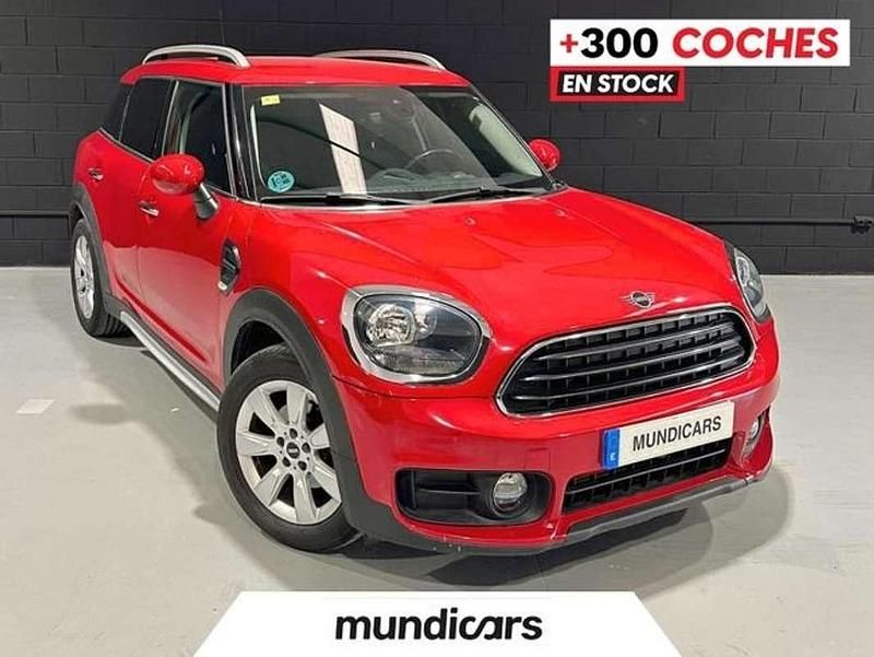 Usado Mini One Countryman 103 CV (75 kW) 2018 Rojo SUV