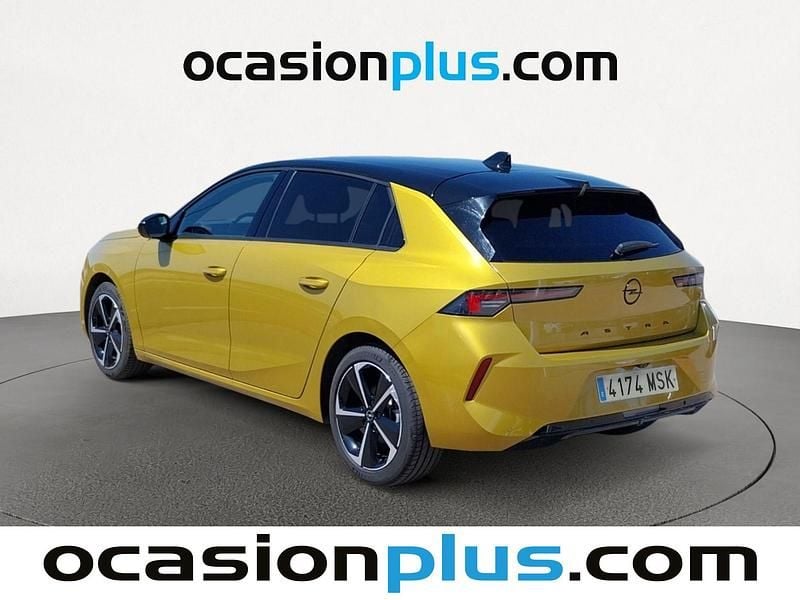 Usado Opel Astra S 131 CV (96 kW) 2024 Amarillo Utilitario