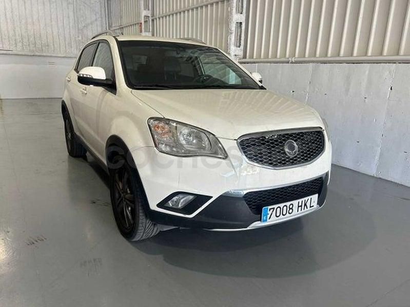 Usado Ssangyong (KGM) Korando Limited 175 CV (128 kW) 2012 Blanco SUV