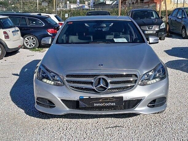 Usado Mercedes E220 Elegance 170 CV (125 kW) 2016 Gris Berlina