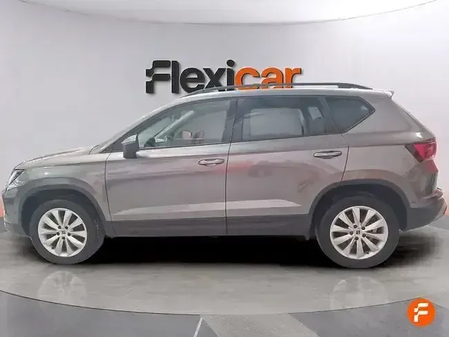 Usado Seat Ateca Style 150 CV (110 kW) 2023 Gris SUV
