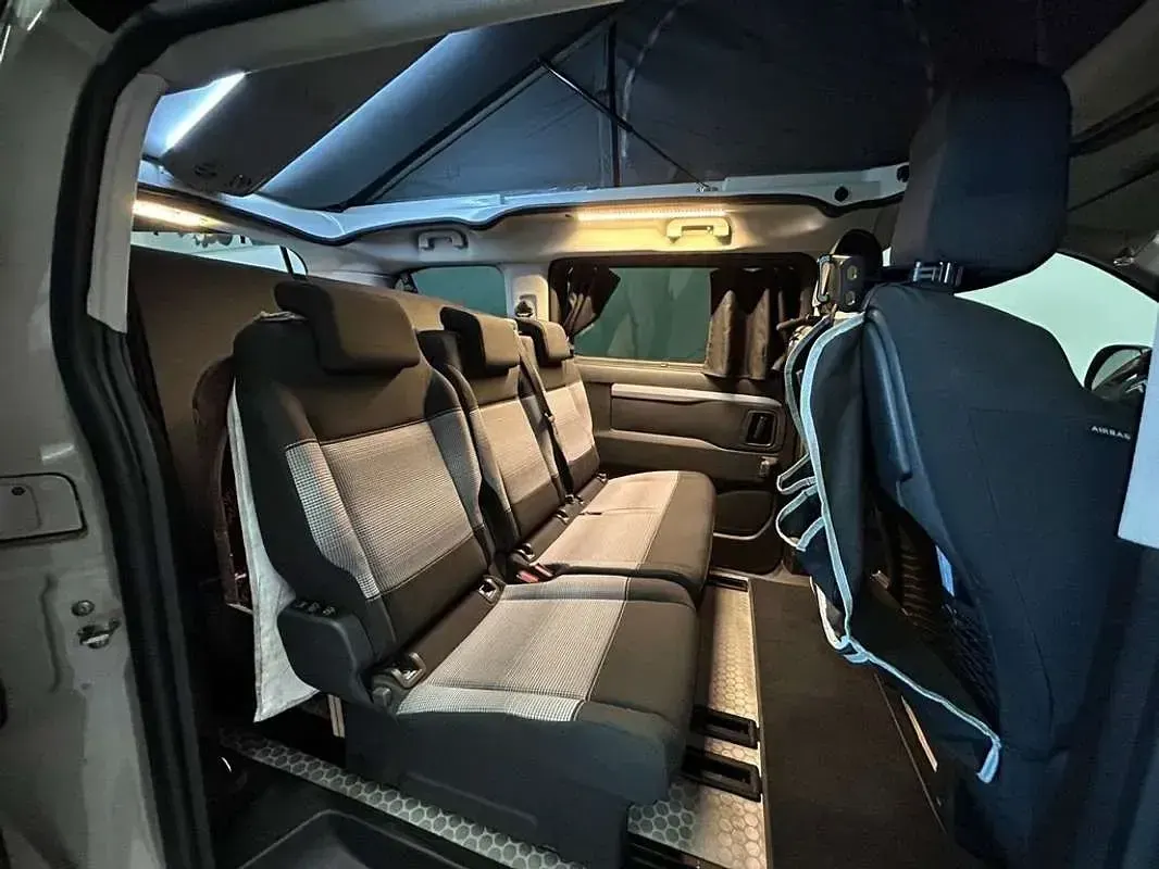 Usado Citroën Spacetourer Rip Curl 150 CV (110 kW) 2020 Beige Monovolumen