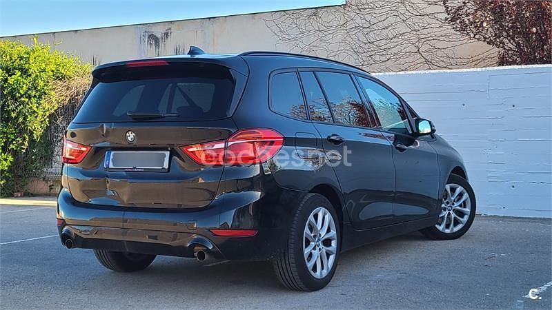 Usado BMW 218 150 CV (110 kW) 2021 Negro Familiar