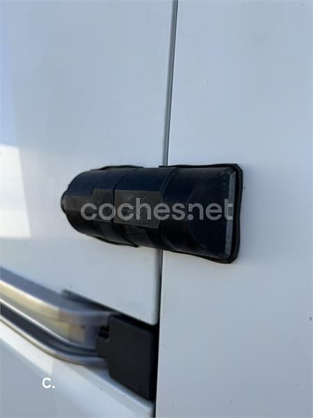 Usado Peugeot Boxer 130 CV (95 kW) 2012 Blanco Van