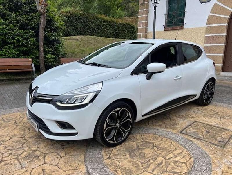 Blanco Usado 2019 Renault Clio IV LIMITED Utilitario | 10.990 € (Precio justo) - Imagen 1/1
