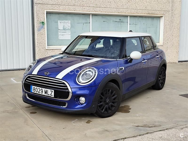 Usado Mini Cooper D 116 CV (85 kW) 2018 Azul Utilitario