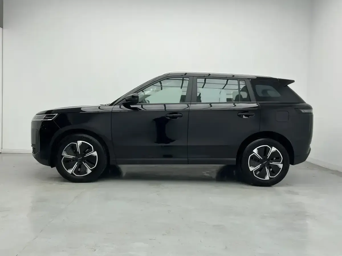 Usado Jaecoo 5 147 CV (108 kW) 2025 Negro SUV