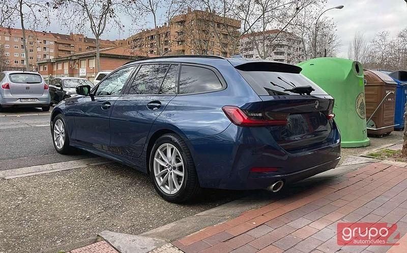 Usado BMW 320 190 CV (139 kW) 2022 Azul Familiar