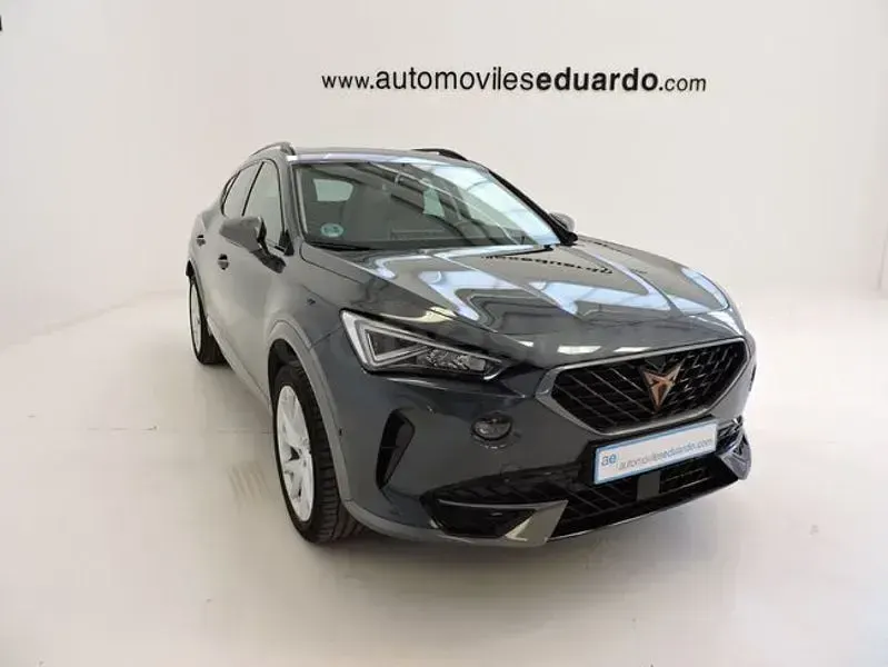 Usado Cupra Formentor 150 CV (110 kW) 2022 Gris / plata SUV