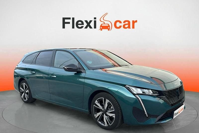 Usado Peugeot 308 SW Allure 131 CV (96 kW) 2022 Familiar