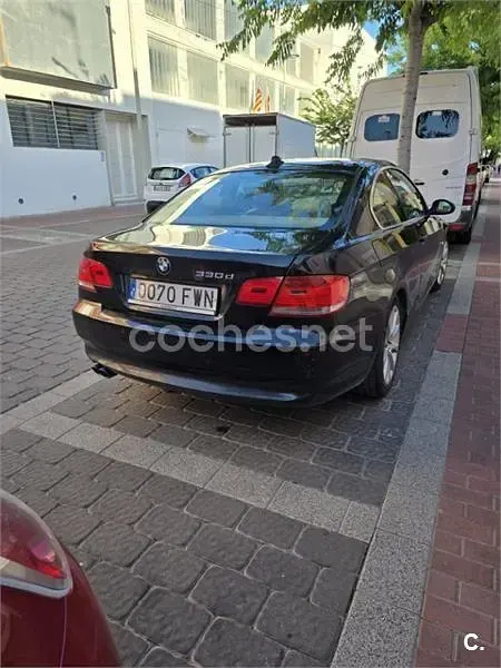 Usado BMW 330 245 CV (180 kW) 2007 Negro Berlina