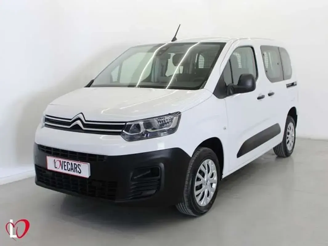 Usado Citroën Berlingo Business Class 102 CV (75 kW) 2023 Blanco Monovolumen