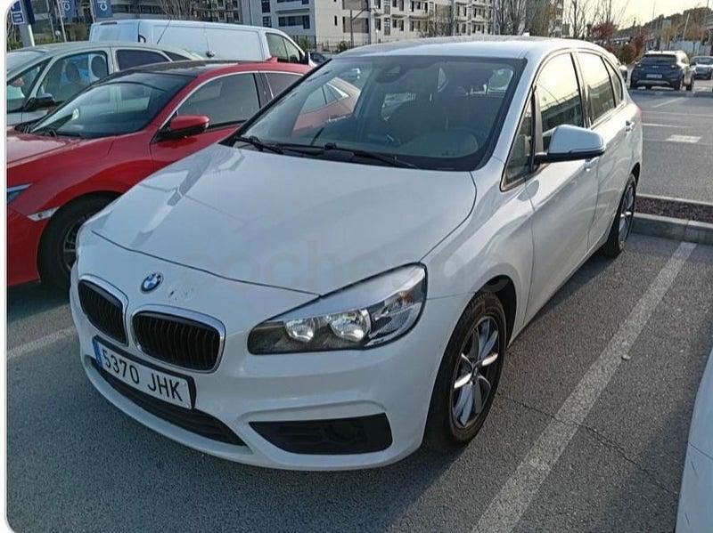 Usado BMW 216 Active Tourer Sport Line 116 CV (85 kW) 2015 Blanco Monovolumen