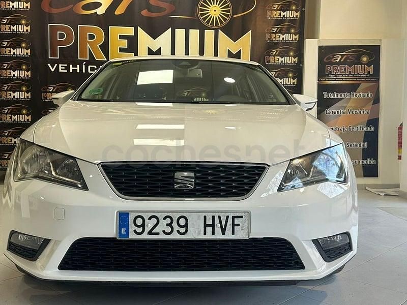 Usado Seat Leon I-Tech 105 CV (77 kW) 2014 Blanco Berlina