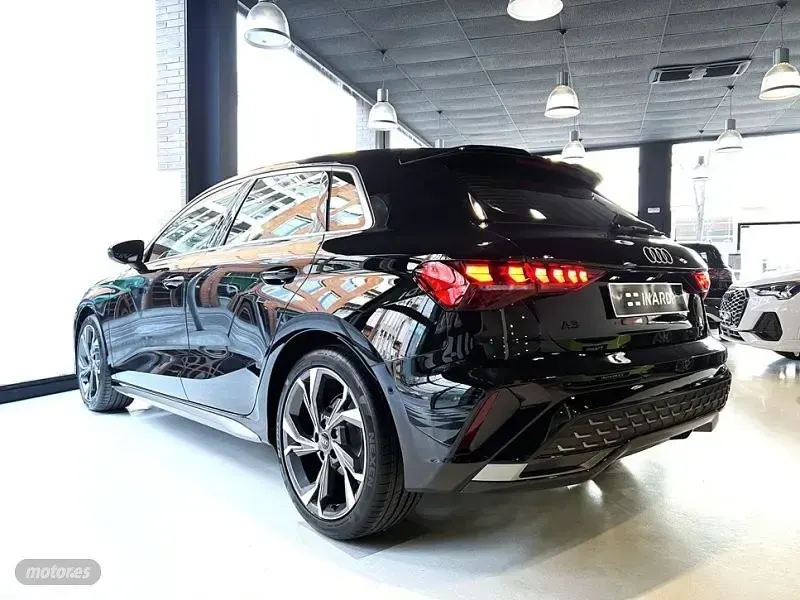 Nuevo Audi A3 S-Line 150 CV (110 kW) 2026 Negro Berlina