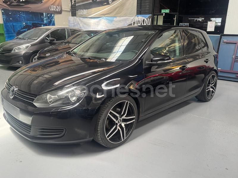 Usado VW Golf VI Highline 102 CV (75 kW) 2009 Negro Utilitario