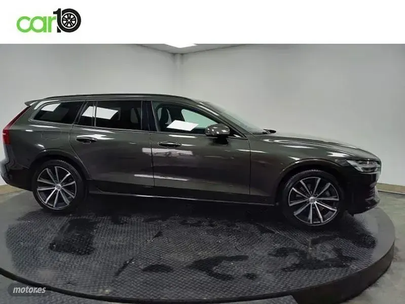 Usado Volvo V60 Momentum 197 CV (144 kW) 2022 Gris Familiar
