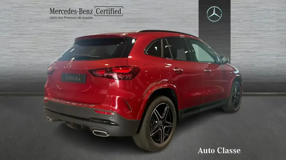 Nuevo Mercedes GLA200 150 CV (110 kW) 2026 Rojo SUV