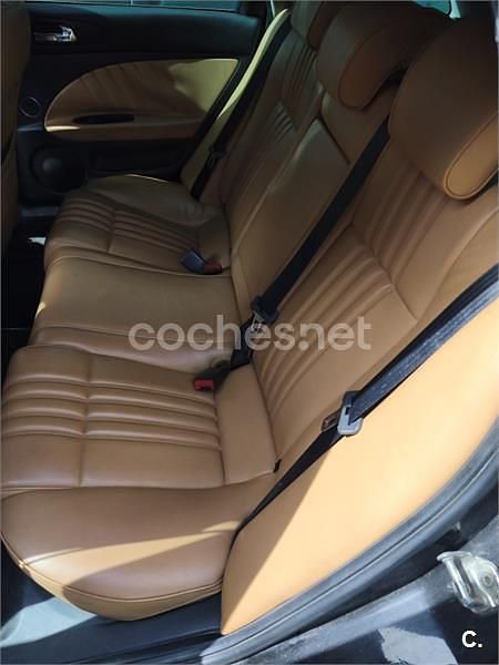 Usado Alfa Romeo 159 150 CV (110 kW) 2008 Negro Familiar