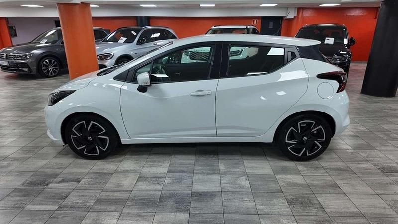 Usado Nissan Micra Acenta 92 CV (67 kW) 2021 Blanco Utilitario