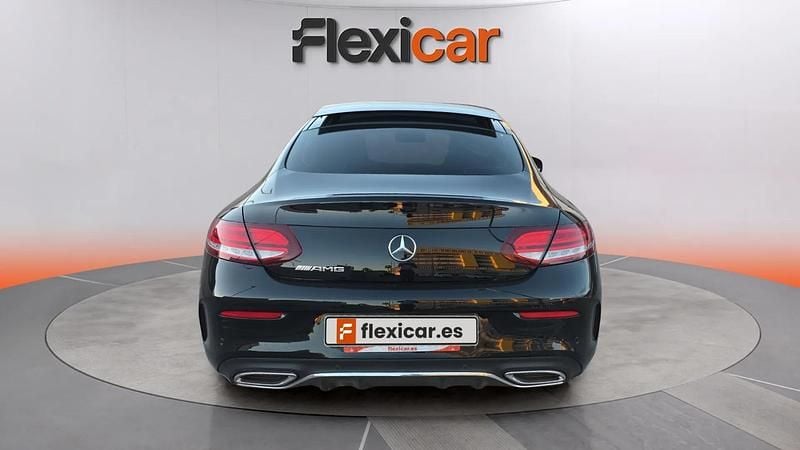 Usado Mercedes C220 196 CV (144 kW) 2019 Negro Coupe