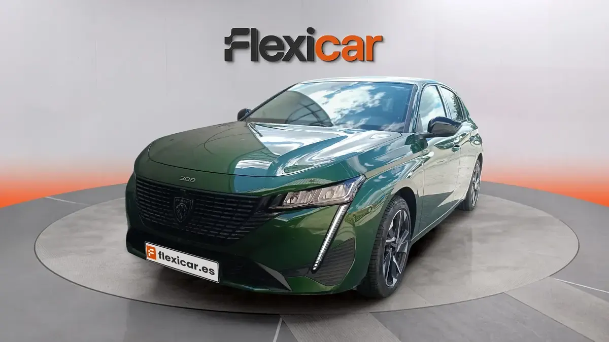 Usado Peugeot 308 Active 131 CV (96 kW) 2024 Verde Berlina