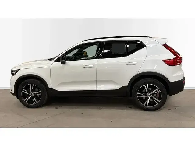 Usado Volvo XC40 Plus 163 CV (119 kW) 2025 Blanco SUV