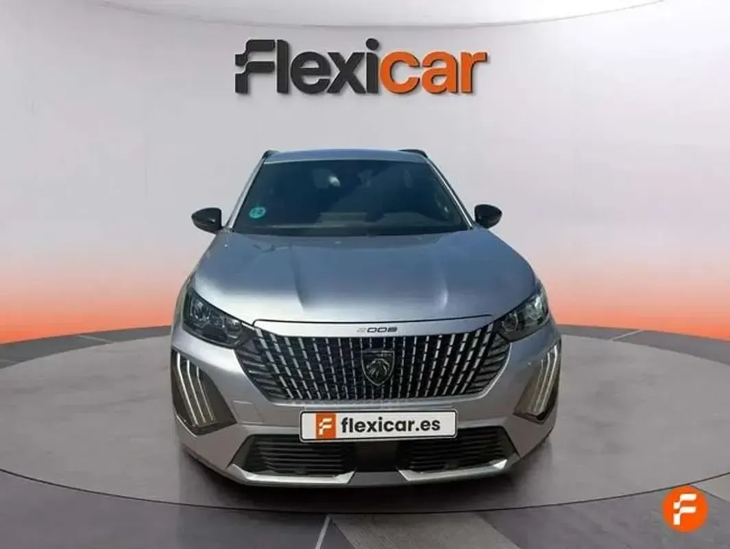 Usado Peugeot 2008 Allure 101 CV (74 kW) 2025 Gris SUV