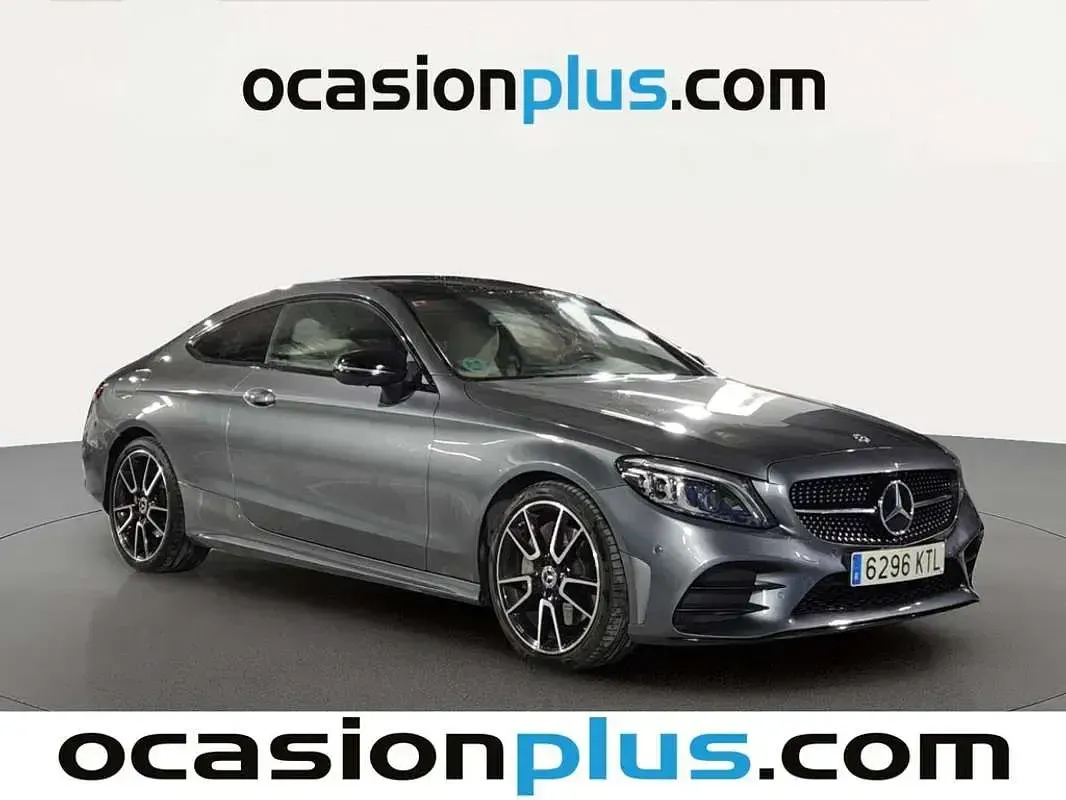 Usado Mercedes C300 258 CV (189 kW) 2019 Gris Coupe