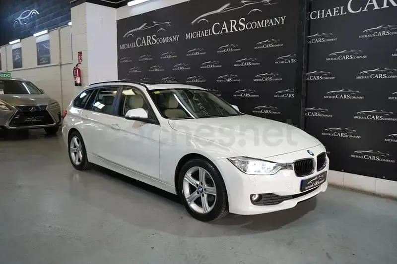 Usado BMW 318 143 CV (105 kW) 2015 Blanco Familiar