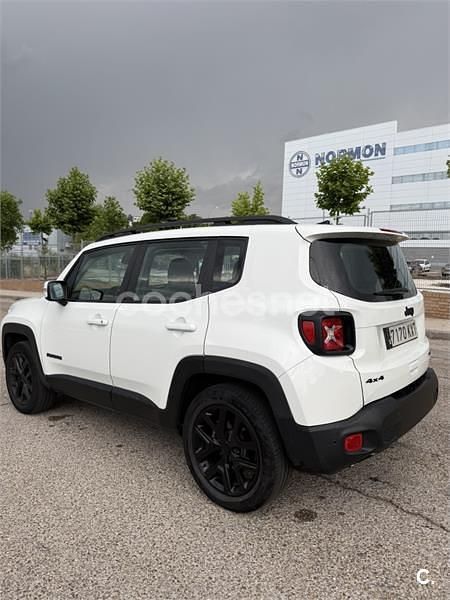 Usado Jeep Renegade Night Eagle 140 CV (102 kW) 2019 Blanco SUV