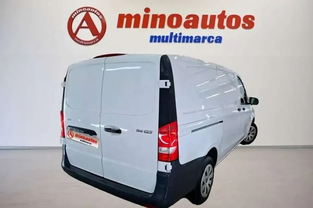 Usado Mercedes Vito 136 CV (100 kW) 2019 Blanco Van