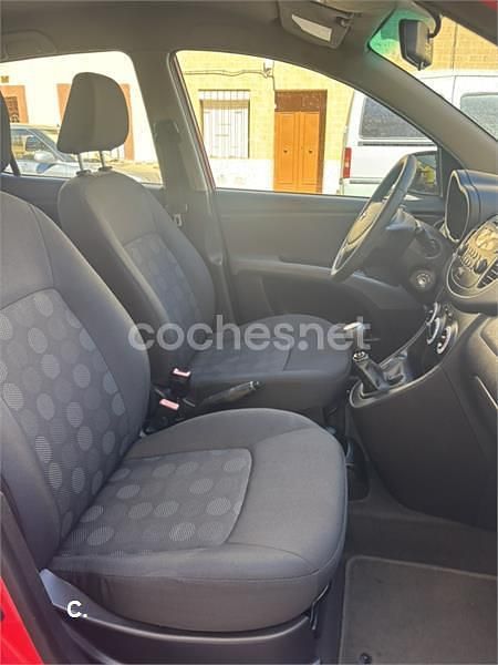 Rojo Usado 2011 Hyundai i10 Comfort Utilitario | 3500 € (Super precio) - Imagen 1/1