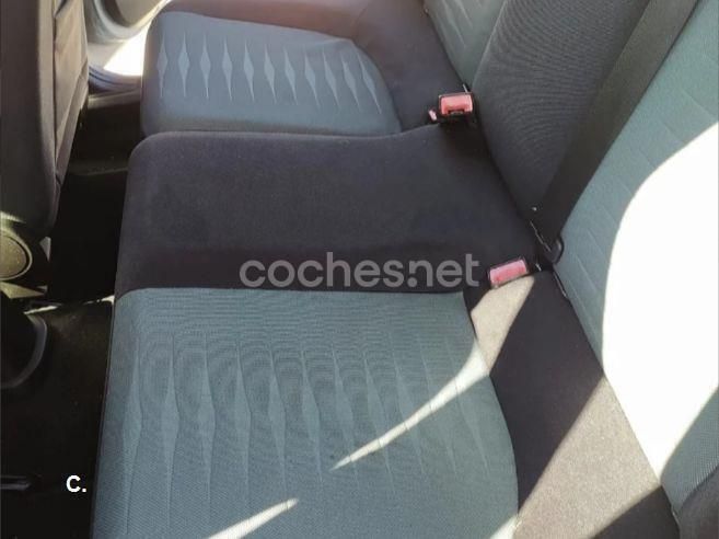 Gris / plata Usado 2010 Fiat Punto Classica Utilitario | 2500 € (Precio justo) - Imagen 1/4