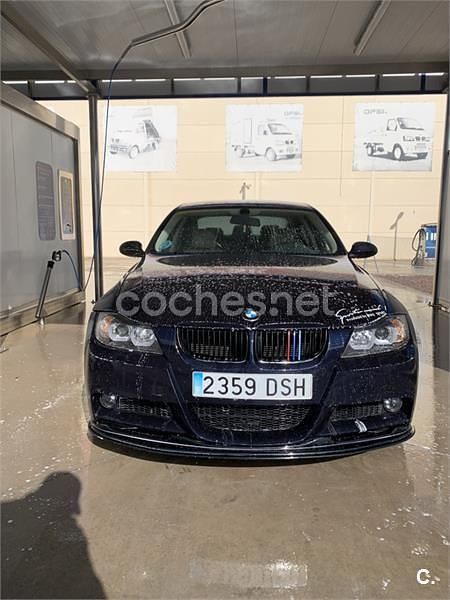Usado BMW 320 150 HP (110 kW) 2005 Preto Sedan