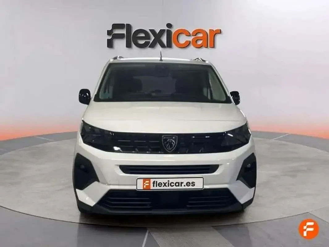 Usado Peugeot Rifter Allure 101 CV (74 kW) 2024 Blanco Monovolumen