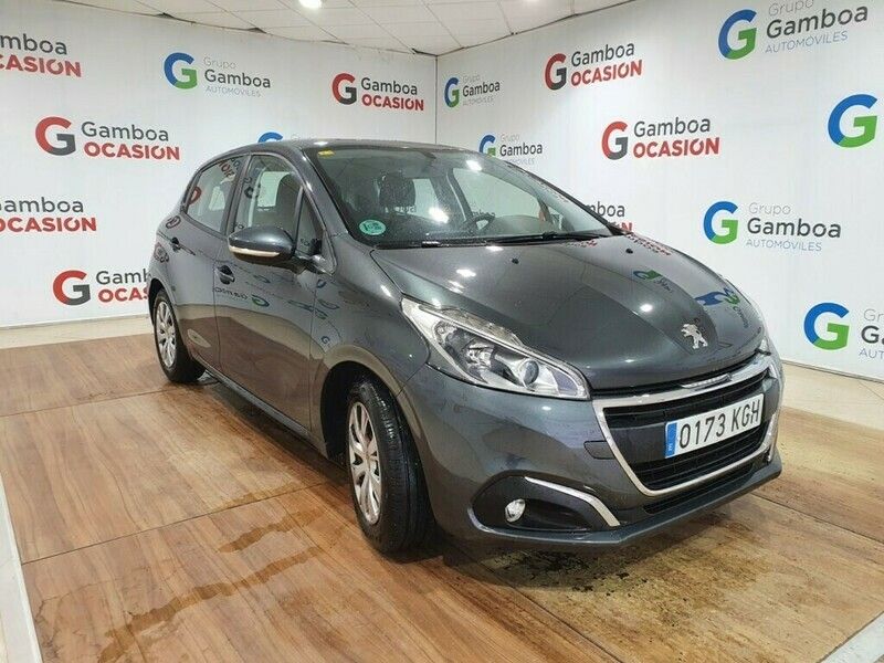 Usado Peugeot 208 Style 82 CV (60 kW) 2017 Gris Utilitario