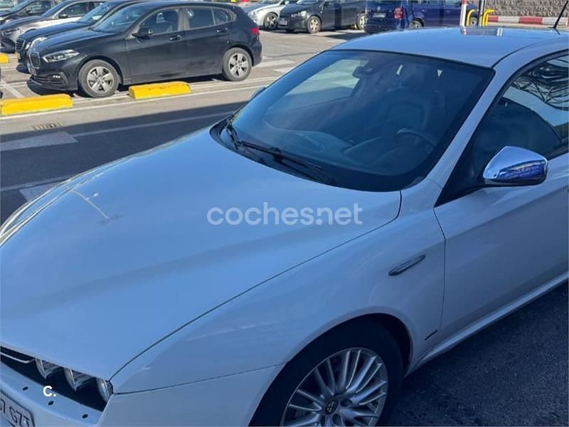 Usado Alfa Romeo 159 170 CV (125 kW) 2010 Blanco Berlina