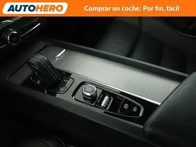 Usado Volvo XC60 R-Design 341 CV (250 kW) 2021 Negro SUV
