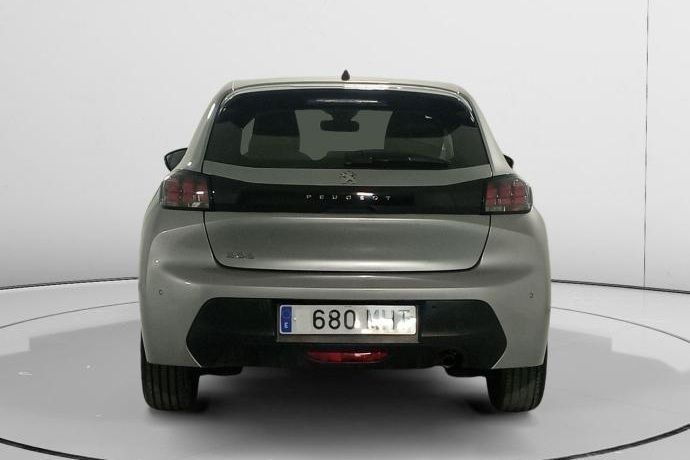 Usado Peugeot 208 Active 101 CV (74 kW) 2023 Utilitario
