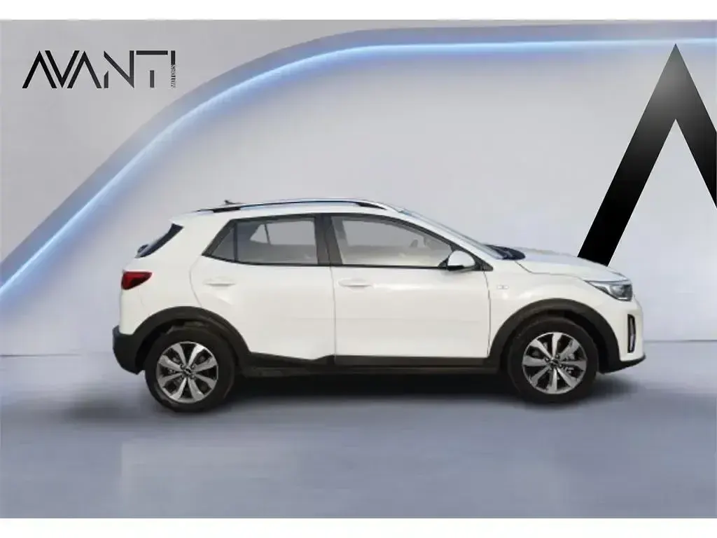 Usado Kia Stonic 100 CV (73 kW) 2024 Blanco SUV